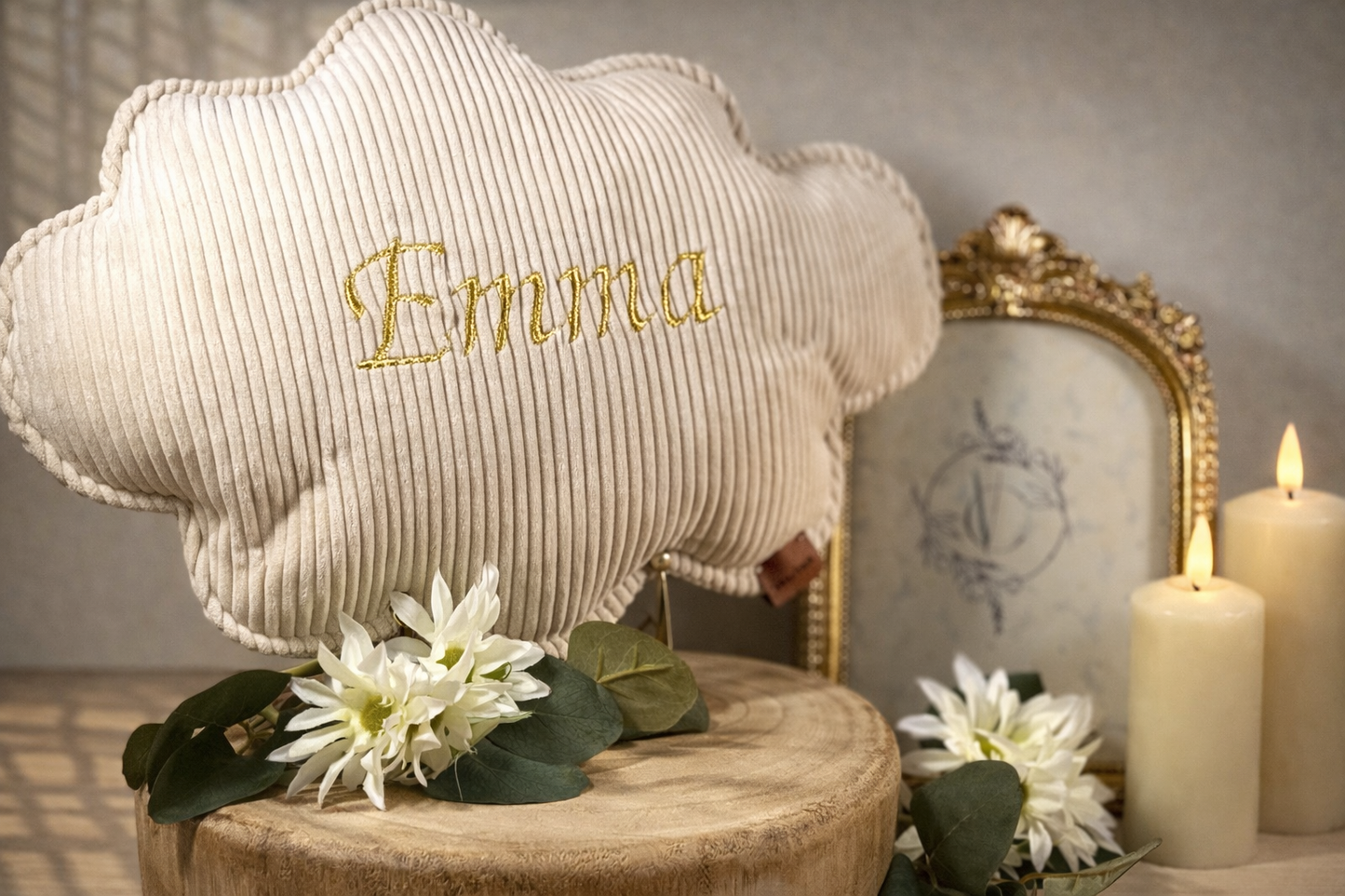 Coussin Nuage côtelé beige - Emma Brodé