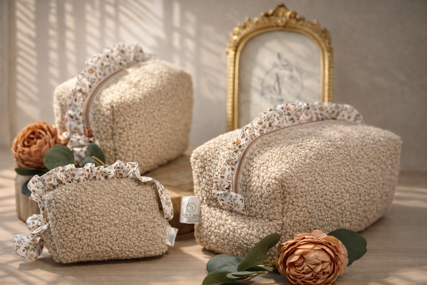 Trousse Bouclette Beige - Chic et pratique