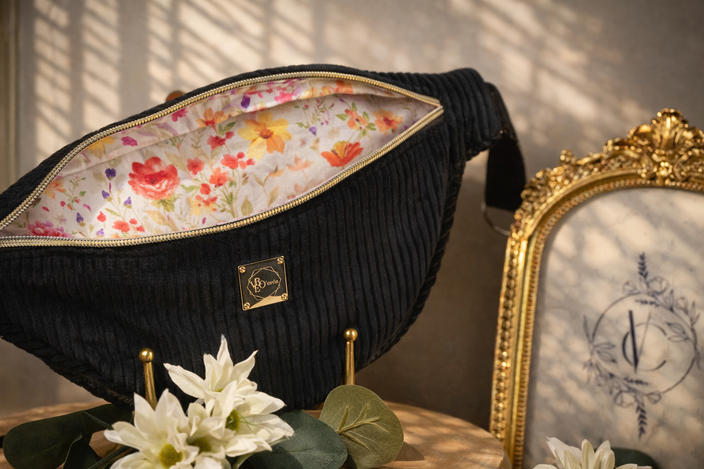 Sac banane côtelé Noir- Élégance & praticité